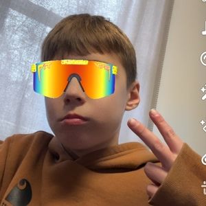 Meet your Posher, Gavin